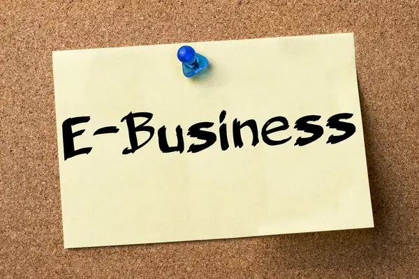 E-Business - etiqueta adhesiva fijada en el tablón de anuncios — Foto de Stock