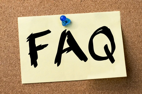 FAQ - etiqueta adhesiva fijada en el tablón de anuncios —  Fotos de Stock