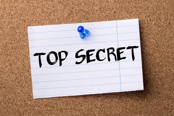 TOP SECRET - carta stracciata appuntato sulla bacheca — Foto Stock