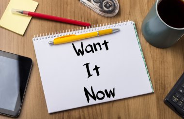 Şimdi kazanmak - ister metin içeren not defteri