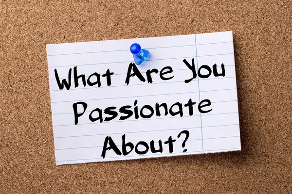 What Are You Passionate About? - teared note paper pinned on bul — Stock Photo, Image