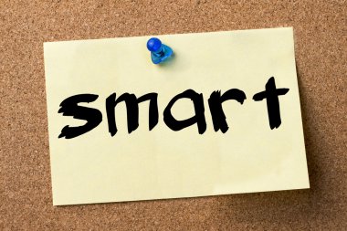 Smart - yapışkanlı etiket bulletin board tutturulmuş