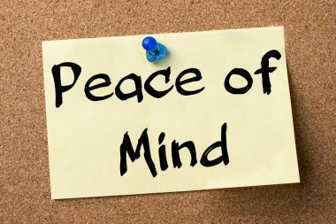 İçiniz rahat olsun - yapışkanlı etiket bulletin board tutturulmuş