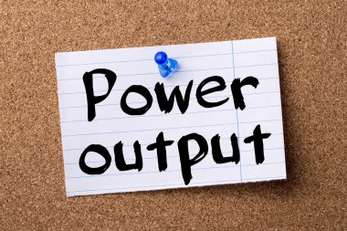 Çıkıș gücü - kalçası not kağıdı bulletin board tutturulmuş