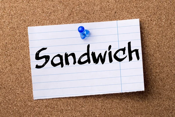 Sandwich - papier firmowy bilbordu przypięte na tablicy ogłoszeń — Zdjęcie stockowe