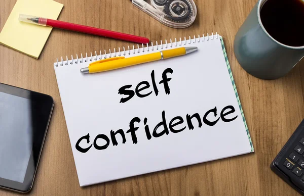 Self confidence - Note Pad With Text — Stock Photo, Image