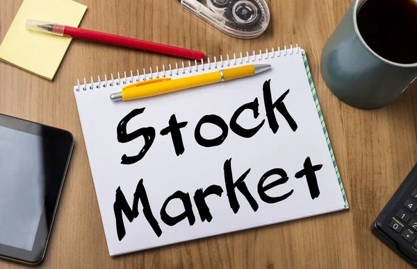 Stock Market - notitie Pad met tekst — Stockfoto