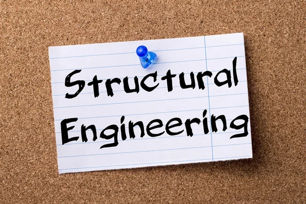 Structurele Engineering - gescheurd nota papier vastgemaakt op het bulletin van bo — Stockfoto