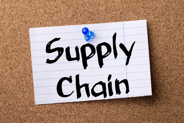 Supply Chain - carta stracciata appuntato sulla bacheca — Foto Stock