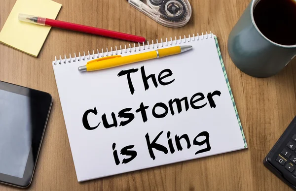 Klient jest królem - Uwaga Pad z tekstem — Zdjęcie stockowe