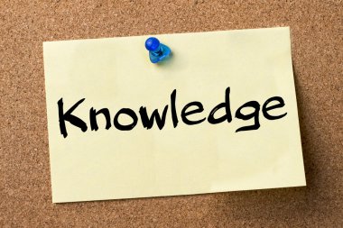 Bilgi - yapışkanlı etiket bulletin board tutturulmuş.