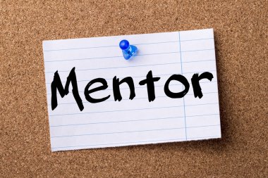 Akıl hocası - kalçası not kağıdı bulletin board tutturulmuş.