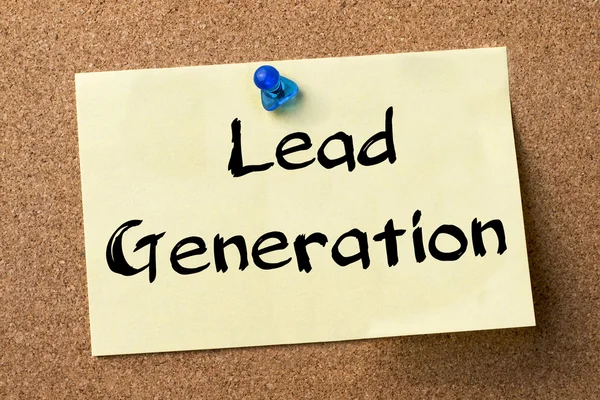 Lead Generation - étiquette adhésive épinglée sur le tableau d'affichage — Photo