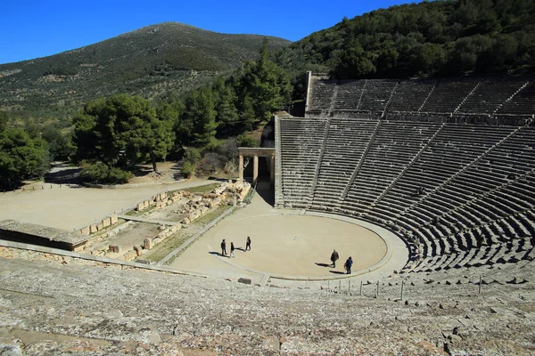 Epidaurus teatro antiguo, febrero, Epidaurus, Grecia —  Fotos de Stock