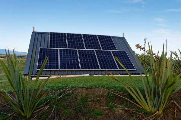 Sistema Energia Solar Fora Rede — Fotografia de Stock