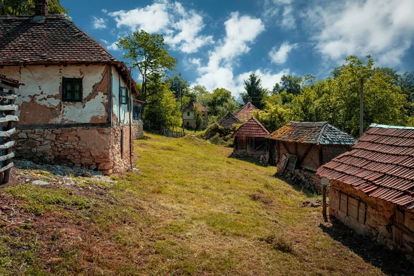 Régi Háztartás Szerb Vidéken — Stock Fotó