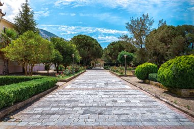 Yunanistan 'ın Kefalonia adasında eski manastır bahçeleri Agios Gerasimos