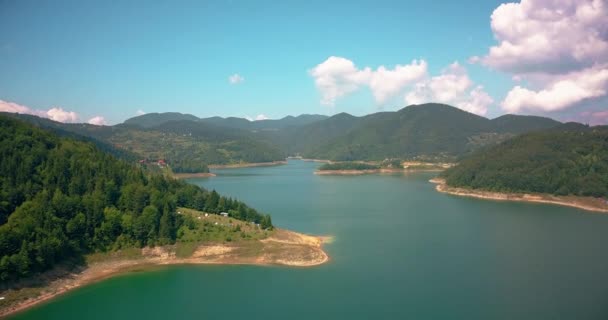 Latanie Nad Jeziorem Zaowate Górach Tara Serbii — Wideo stockowe
