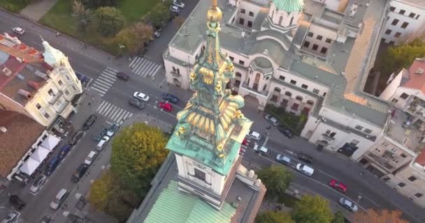 Drone Vista Una Antigua Catedral Durante Atardecer — Vídeos de Stock