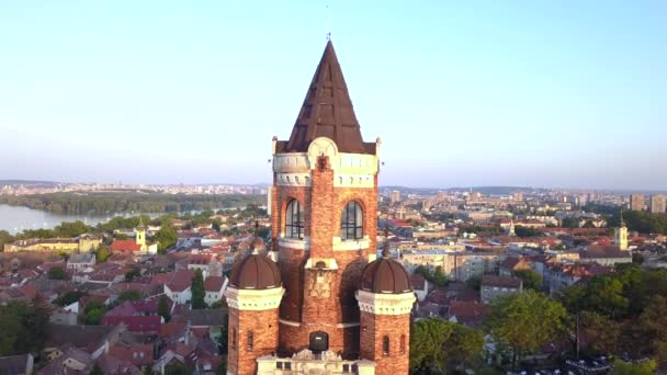 Flygfoto Över Ett Vackert Torn Gardos Belgrad — Stockvideo