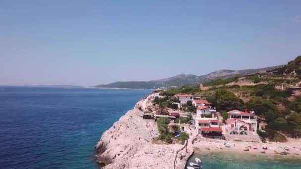 Drone Widok Pięknej Kamiennej Plaży Wyspie Hvar Jego Turkusowe Kolorowe — Wideo stockowe