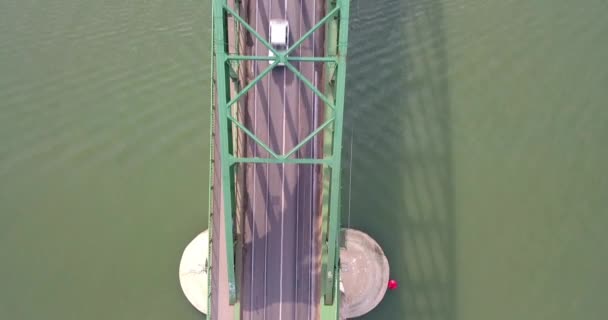 Drone Skott Från Ovan Den Gamla Järnvägsbron Belgrad — Stockvideo