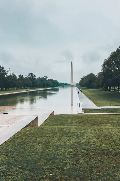 Monumento Washington Washinton Final Piscina Reflexión Día Lluvioso Con Monumento — Foto de Stock