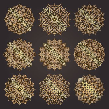 Lüks altın mandala süs deseni seti. Doğu tarzında klasik dekoratif desen