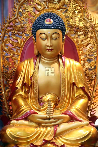 Храм Леонг Сан Буддизма Статуя Золотого Будды Сингапур — стоковое фото