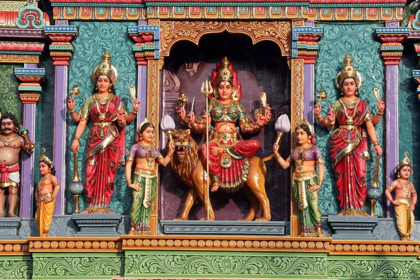 Σρι Vadapathira Kaliamman Πίσω Από Ναό Ινδουιστικές Θεότητες Σιγκαπούρη — Φωτογραφία Αρχείου