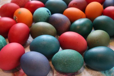 Renkli paskalya yumurtaları. Fransa. 