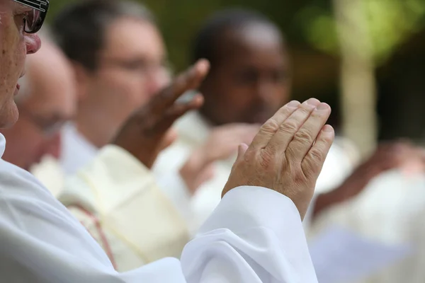 Santuario Benite Fontaine Misa Católica Eucaristía — Foto de Stock