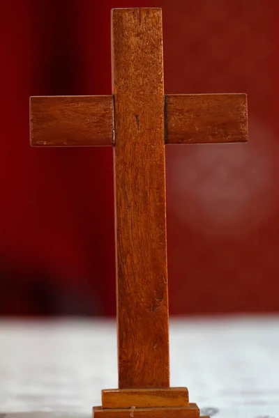 アフリカ教会 日曜日のカトリックのミサ キリスト教徒の十字架 阿含古麻呂 — ストック写真