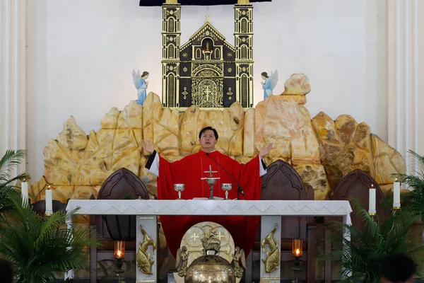 Palm Sunday Mass Eucharist Celebration Hoi Cathedral Vietnam — Stock Photo, Image