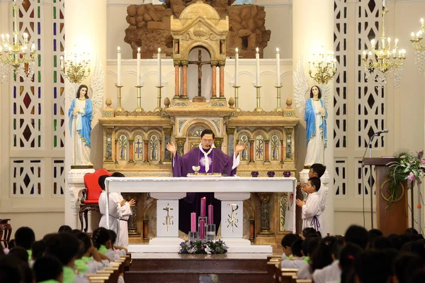 Ciudad Chi Minh Iglesia Del Sagrado Corazón Jesús Nha Tho — Foto de Stock