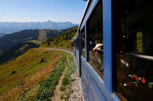 Francouzské Alpy Mont Blanc Tramway Tmb Nejvyšší Horská Železniční Trať — Stock fotografie