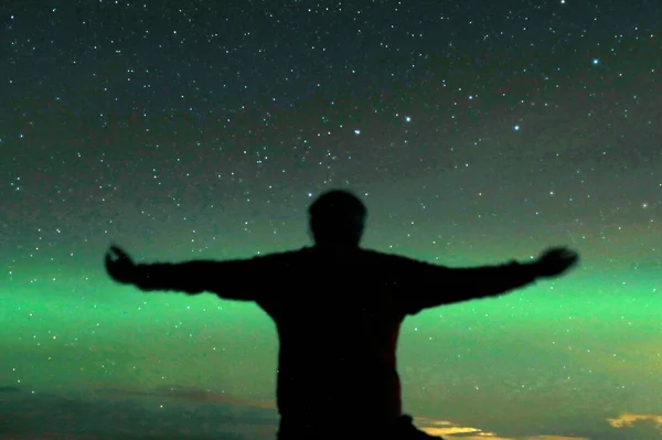 Norrsken Eller Aurora Borealis Med Silhuett Man Norge — Stockfoto