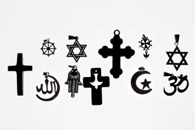 Dini semboller. Hıristiyanlık, İslam, Yahudilik, Budizm ve Hinduizm. Dinlerarası diyalog. Fransa. 