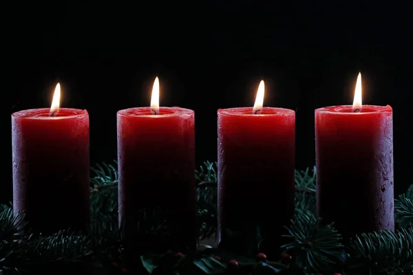 Natural Advent Wreath Crown Four Burning Red Candles Christmas Composition — Stock Photo, Image
