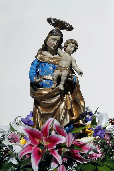 Katolikus Templom Alatt Covid Járvány Feltételezési Tömeg Notre Dame Gorge — Stock Fotó
