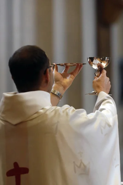 Église Catholique Célébration Messe Dominicale Après Épidémie Covid Fête Eucharistique — Photo