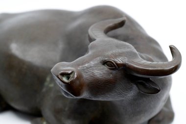 Bufalo bronz heykeli. Fransa. 