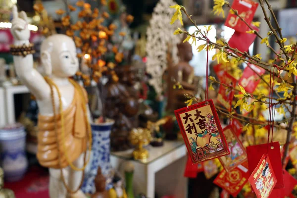 Rode Enveloppen Hongbao Gele Boom Voor Chinees Vietnamees Nieuwjaar Rode — Stockfoto