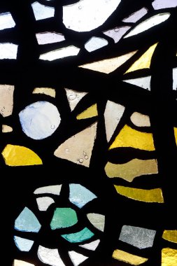  Notre Dame de Plaimpalais Kilisesi. Lekeli cam pencere. 