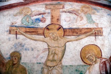Aquileia 'nın ataerkil Bazilikası. Fresklerin 12. yüzyıldaki mahzeni. Çarmıha gerilme. İtalya. 