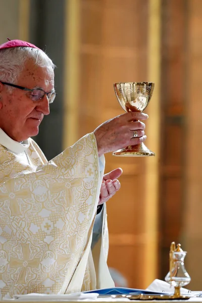 Sint Maurice Kerk Heilige Donderdag Een Kerkelijke Mis Liturgie Van — Stockfoto