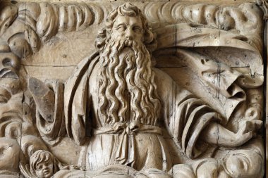 Saint Marien Kilisesi. Baba olan Tanrı. Mezilles. Fransa.