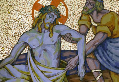 Haçın yolu. 10. İstasyon: İsa 'nın giysileri çıkarıldı. Annecy. Fransa.