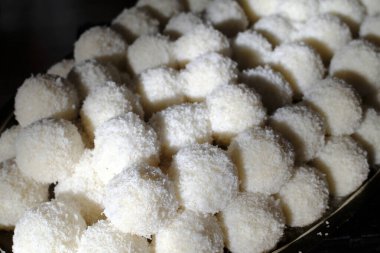 Asya mutfağı. Vietnam hindistan cevizi buğulama kaseleri.