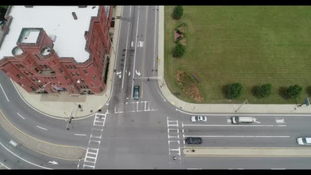 Un primer plano de un camino — Vídeo de stock